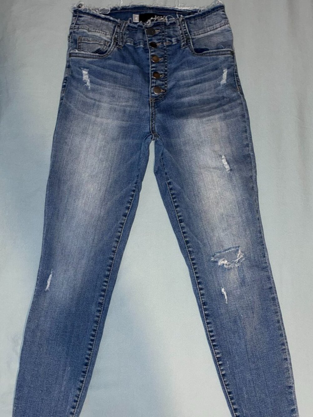Kut from the Kloth “Connie High Rise Button Fly Ankle Skinny Jeans Size 4